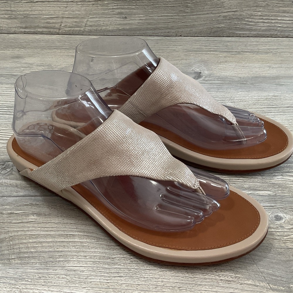 FitFlop Women's Size 10 Banda Metallic Gold Toe Post Thong Leather Sandals